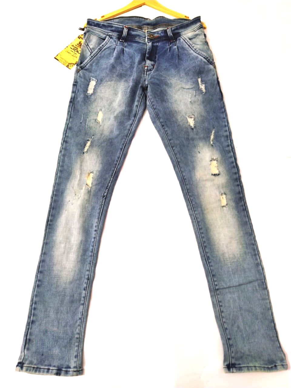 Fashionable Slight Damage Jeans